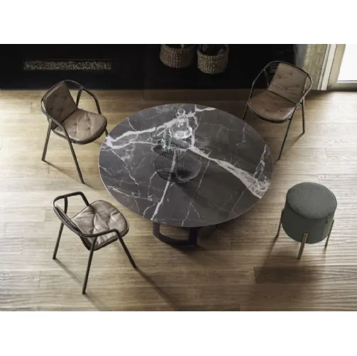 Tavolo Imperial Rotondo con top in marmo e base in acciaio laccato di Bontempi